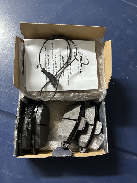 Pastilhas travão novas com sensor Fiat Punto MK1