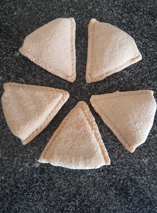 Varios Moldes \ Formas de Rissol