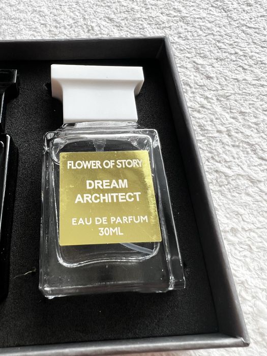 Zestaw miniaturki perfum