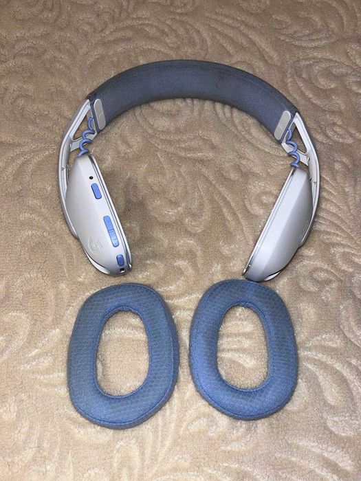 Навушники Logitech G435 Lightspeed / логітеч g435 біло-сині Б/В