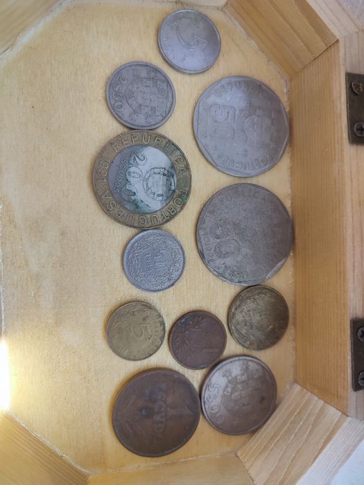 Moedas antigas que já não têm valor para mim