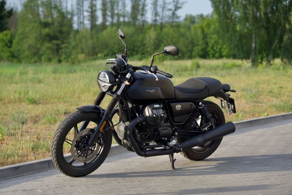 Moto Guzzi V7 Polski salon, pełna historia serwisowa.