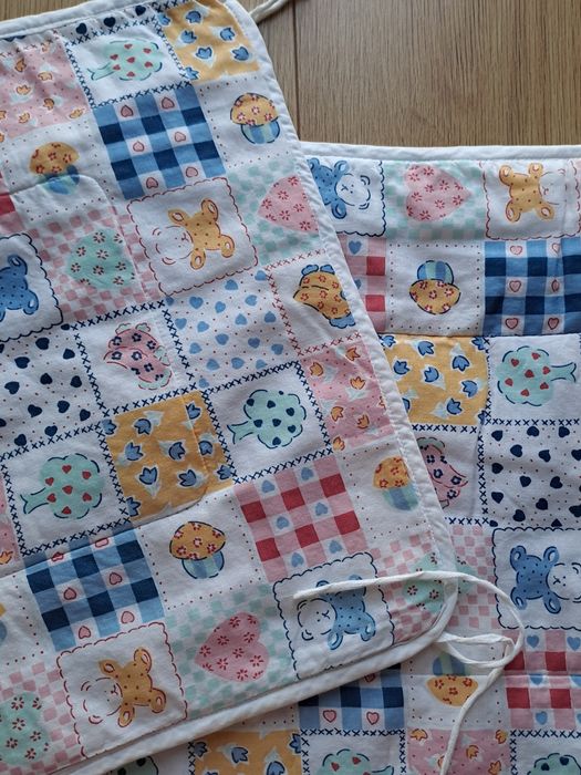 Resguarda para cama de bebé