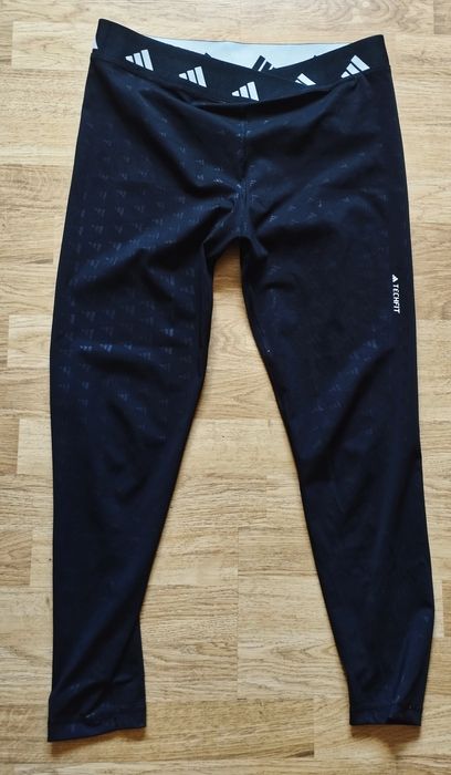 Leginsy adidas L