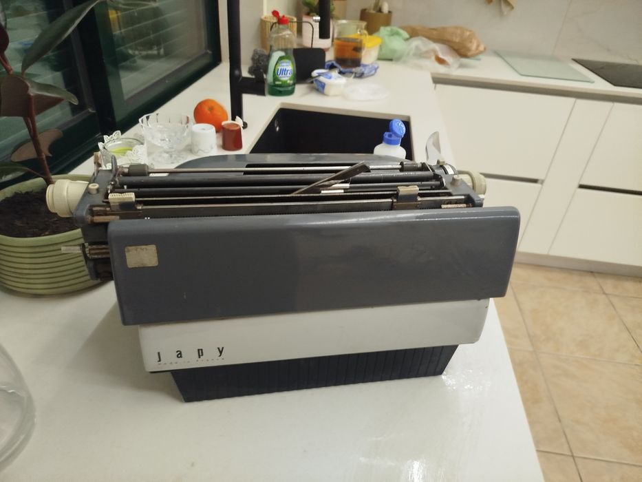 Máquina de escrever
