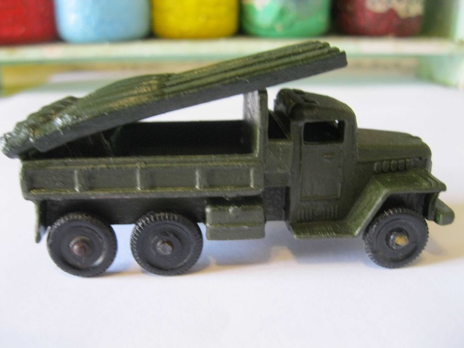 Ракетная машинка Катюша военная техника