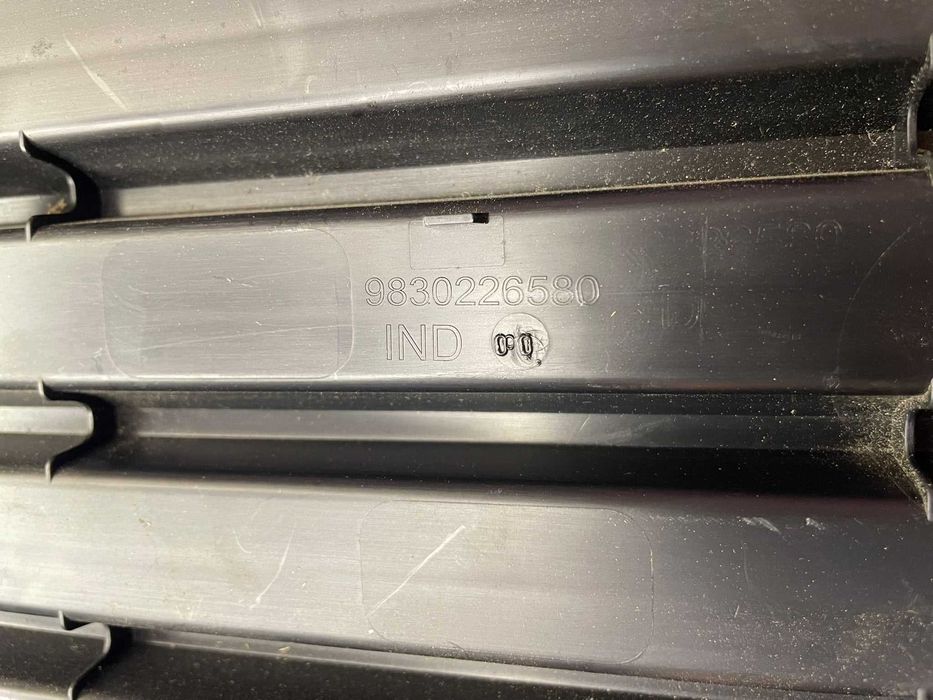 Kratka zderzaka przód Peugeot Partner IV