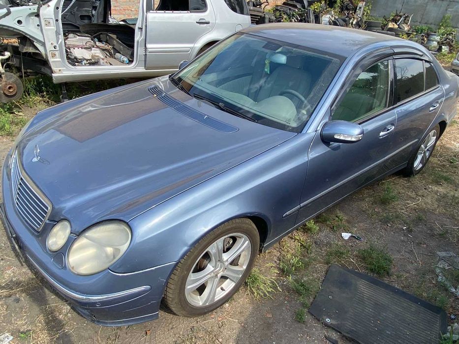 Mercedes Benz W211 3,2 дизель АКПП на болтики, гайки