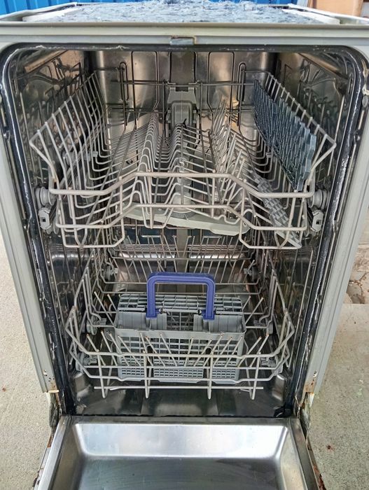 Посудомийна машина beko