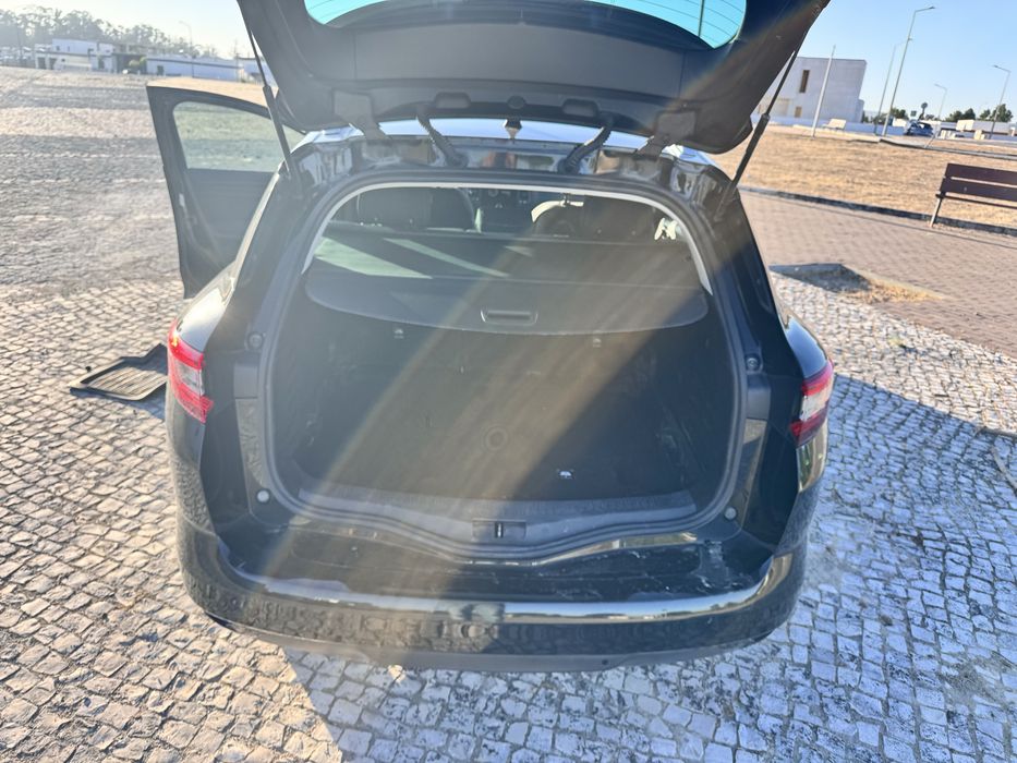 Renault Mégan Sport Tourer — photo 3