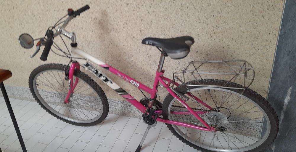 Bicicleta de senhora