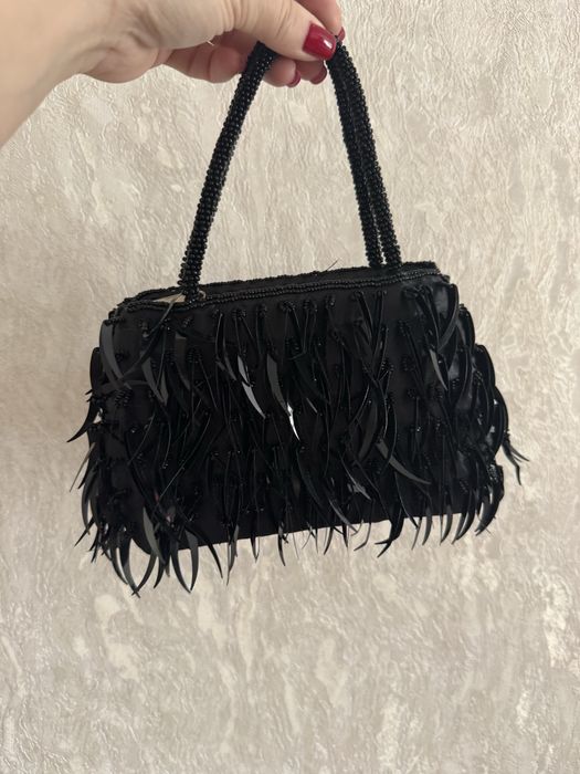 Мініатюрна сумочка з бісеру