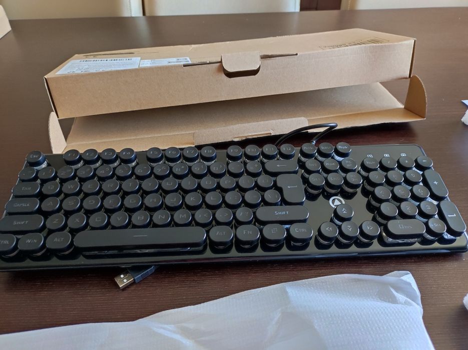 Teclado mecânico c/fio novo