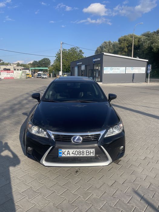 Lexus ct 200h 2013р