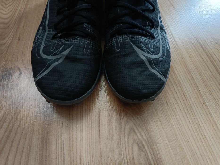 Sprzedam torfy Nike Mercurial rozm 44 dla wkl ok 26,5 cm