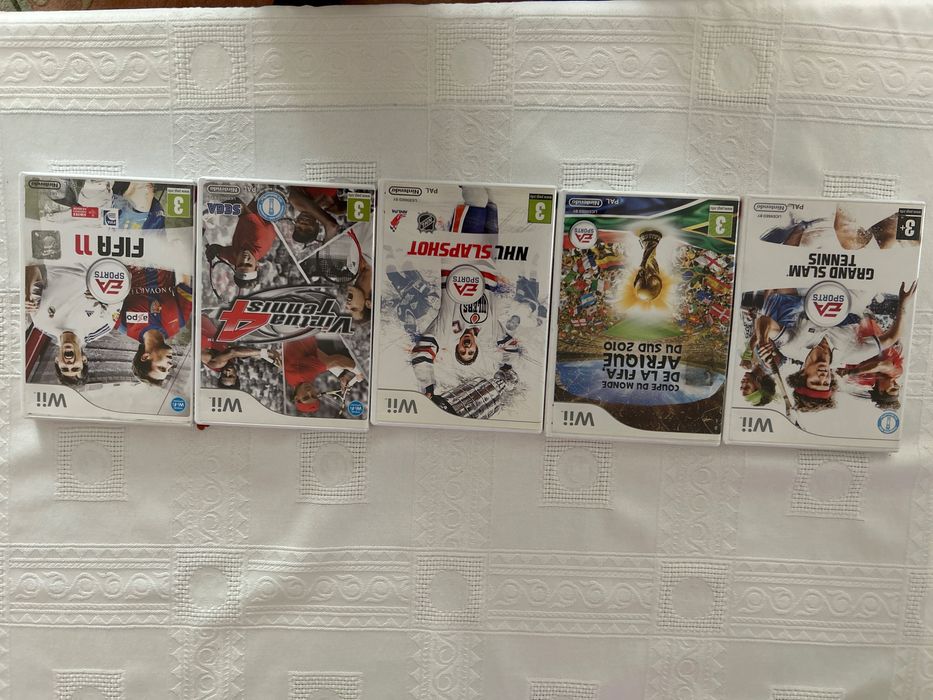Conjunto 5 Jogos Wii (futebol, tennis e hockey no gelo) usados em FR