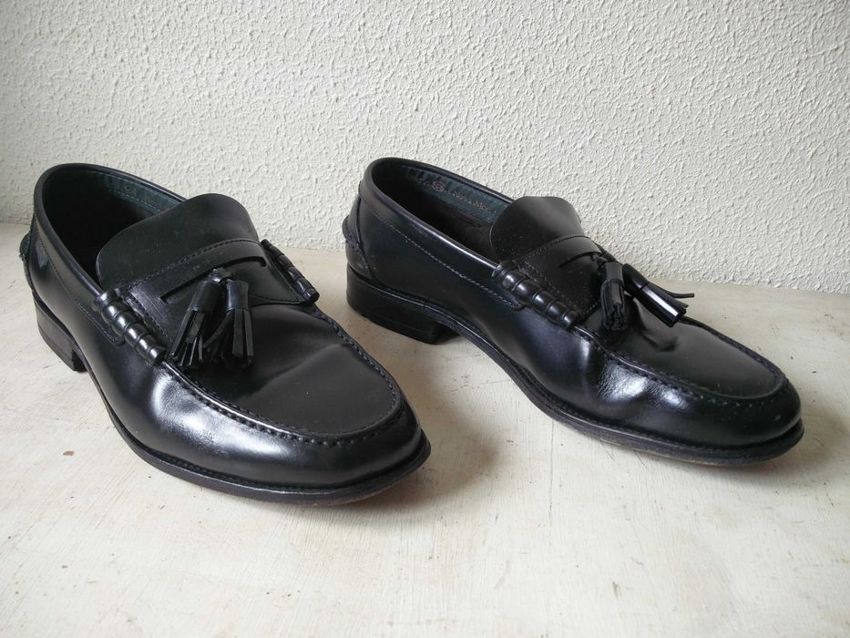 Sapatos de berloque de pele::N44