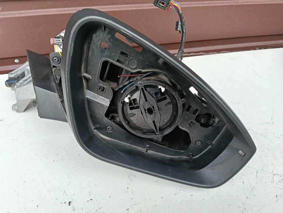 Lusterko Prawe Audi Q4 E-tron 15 +2 PIN Oryginał Europa 15 PIN WYSYŁKA