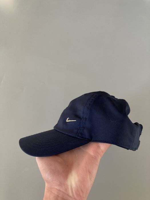 Нова!бейсболка Nike metal swoosh