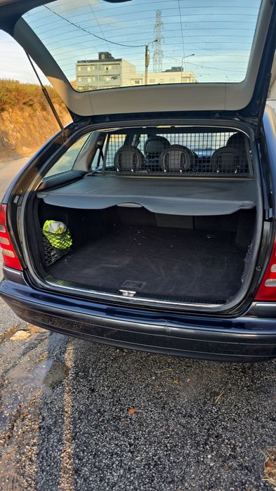 Carrinha Mercedes-Benz C220  CDI