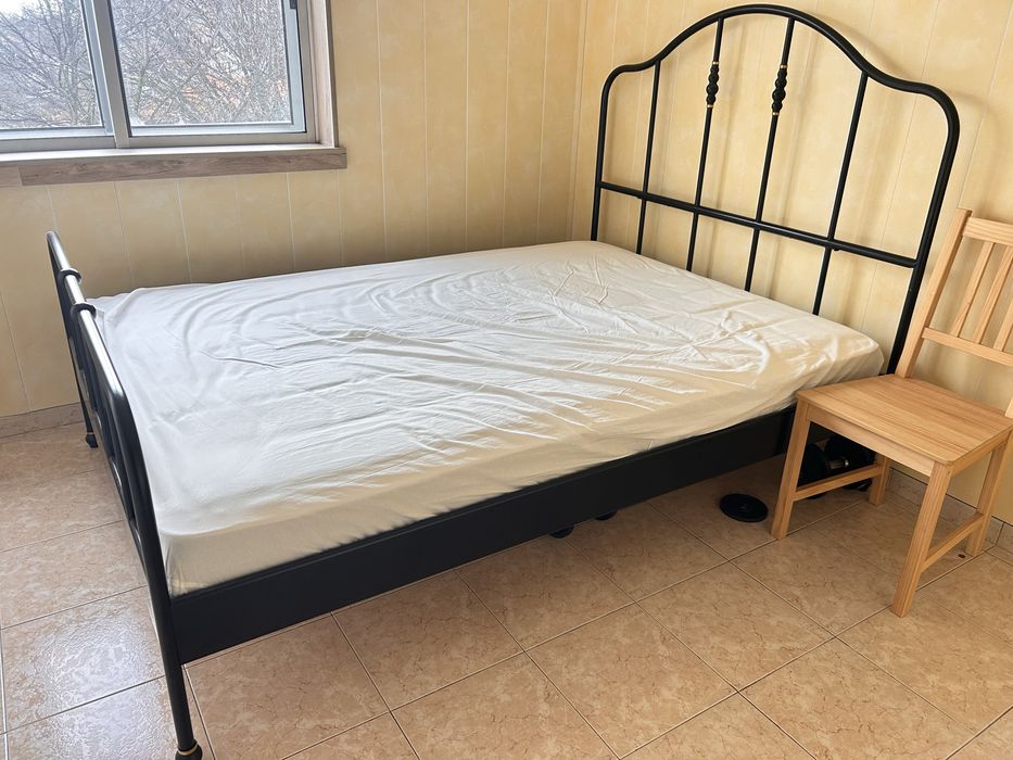 Conjunto Cama IKEA (140x200) + Colchão Dormus Pocket Visco - Como Novo