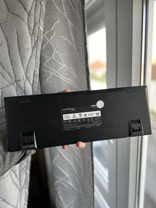 Teclado Mecânico HyperX Cherry MX Red64738628394115121