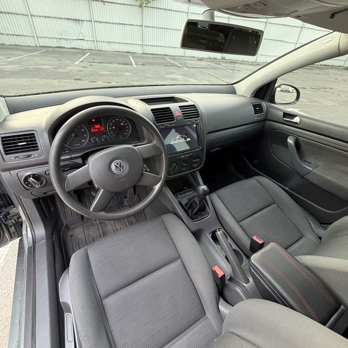 Wv golf 5 1.4mpi 2004 в отличном состоянии