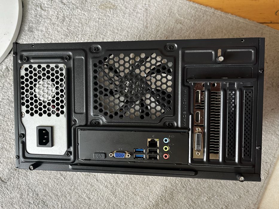 Komputer do gier dla początkujących – idealny zestaw na start!