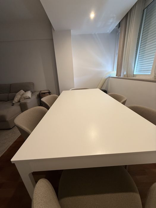 Mesa branca IKEA