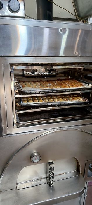 Печка подовая, печь  для пиццы, с конвекционной духовкой газ-электро