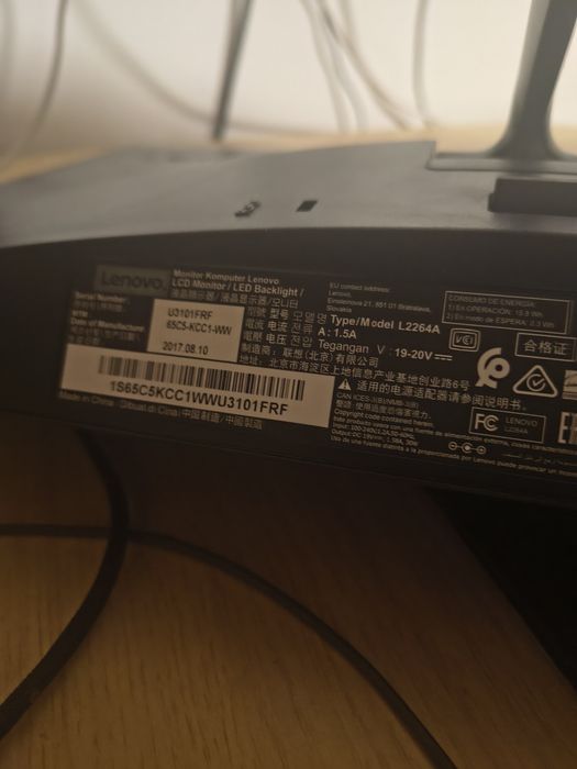 Monitor lenovo L2264A