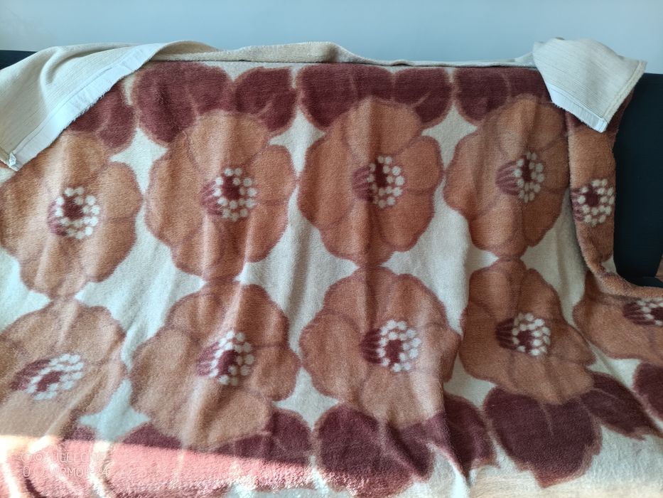 Narzuta kapa koc plus kapa na fotel z PRL