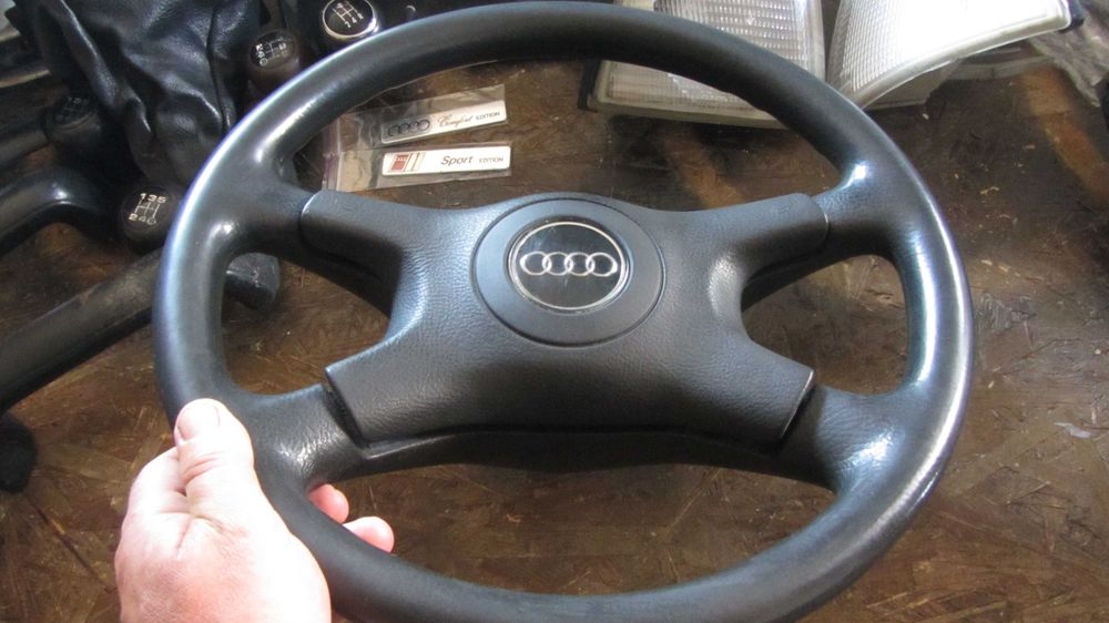 Руль Audi 80 B4.