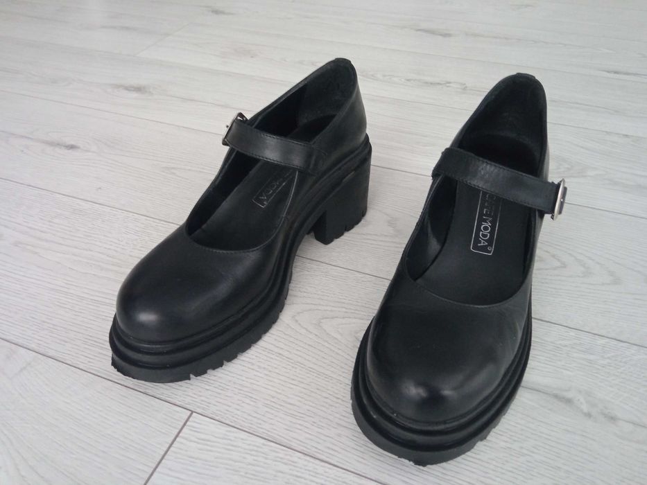 39, Cafe Moda, półbuty na platformie