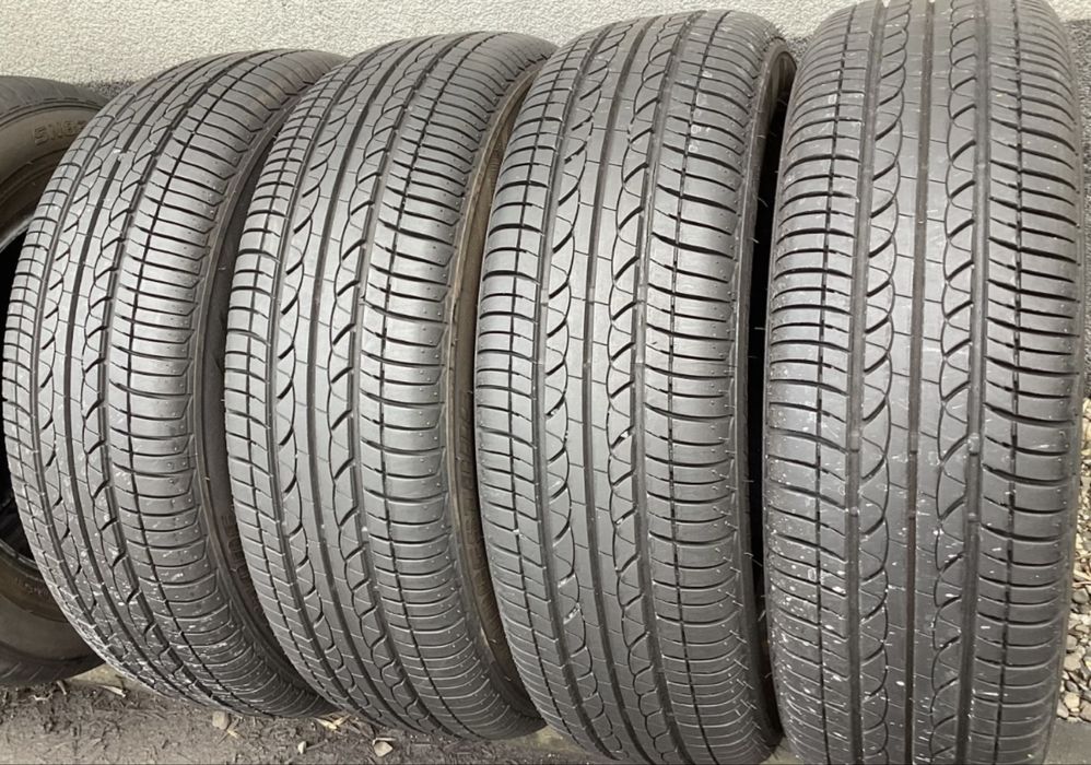 Bridgestone шини 165/70 R14 майже нові резина Рено Кенго , Лада , Фіат