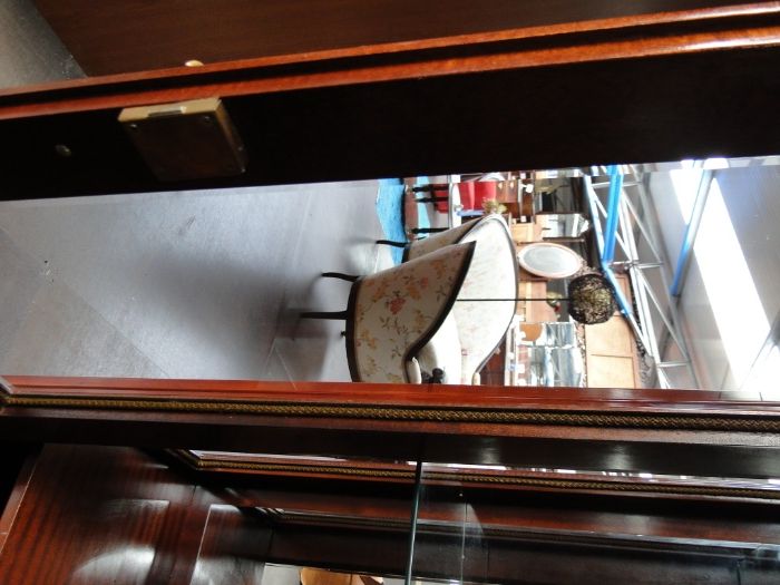 Móvel de sala / Cristaleira - Excelente estado Móvel de sala / Crist