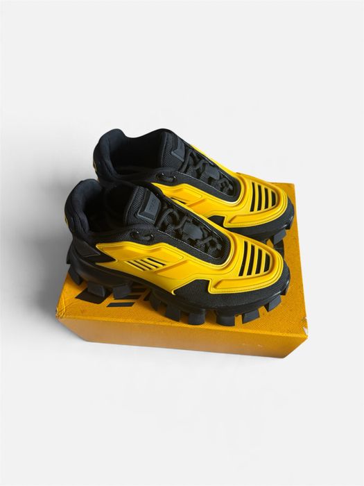 кросівки чорно жовті Prada cloudbust Thunder
