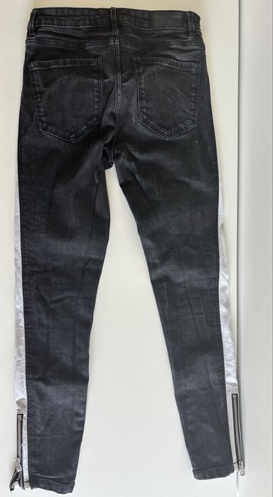 Calça de ganga preta