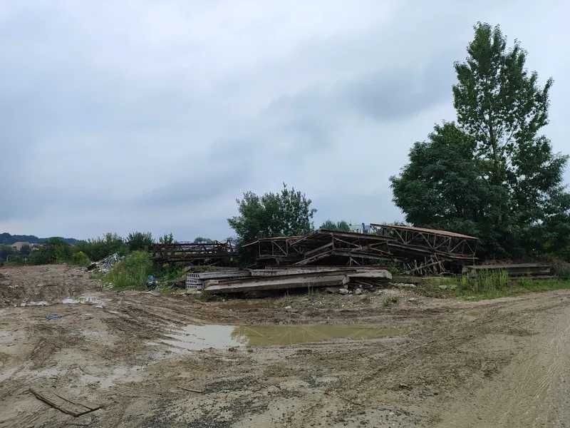 Земельна ділянка (0,8100 га) - м. Львів, вул. В. Вернадського