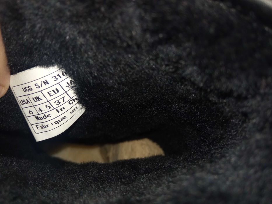 Угги черные с пайетками Ugg Classic short black 37