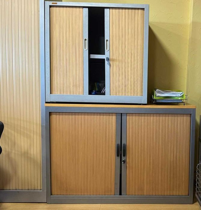 Armário de Escritório com Portas de Correr – Grande Capacidade