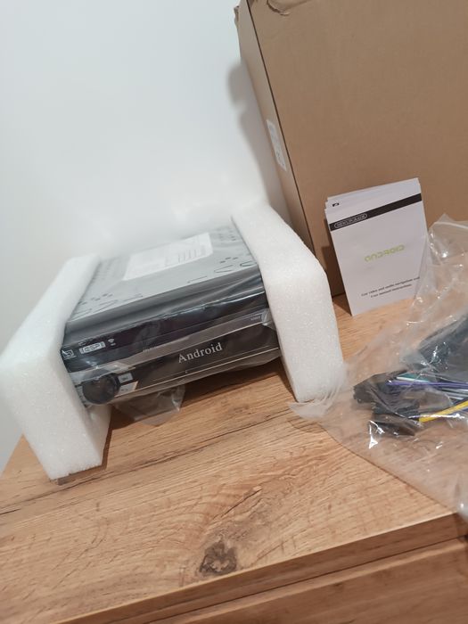 Radio samochodowe 1 DIN system Android wysuwany wyświetlacz