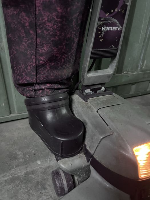 Aspirador kirby a trabalhar