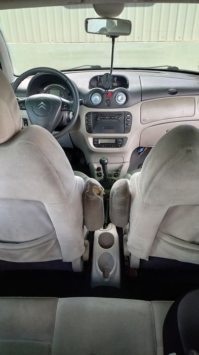 C3 2002 gasóleo 470 mil km