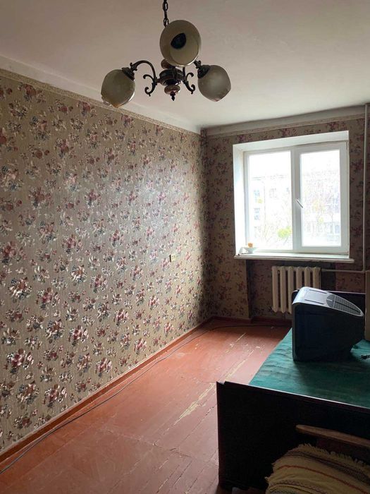 Продаю 3кімнатну квартиру в центрі міста поблизу "Сільпо"