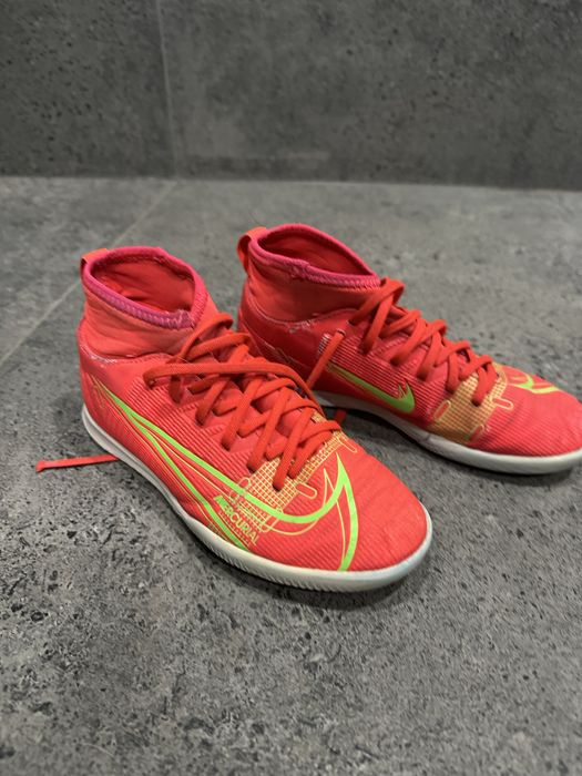 Футзалки кроссовки