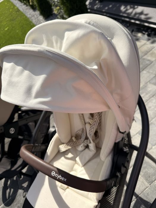 Cybex Balios S Lux 2025