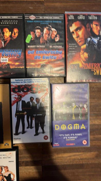 zestaw kaset VHS