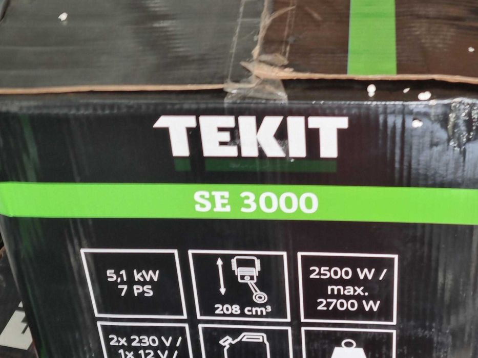 Бензиновый генератор Tekit se 3000 2.5 кВт