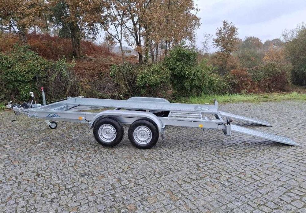 Atrelado Reboque Porta carros 1300kg 2000kg 2500kg 2700kg Novos